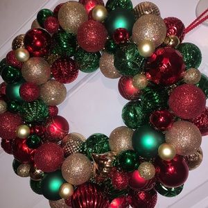 ORNAMENT WREATH! Red Green&Gold holiday decoration